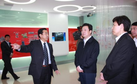 山东省委常委、青岛市委书记李群来软控调研